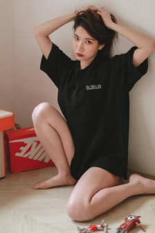 厨房玩朋友娇妻